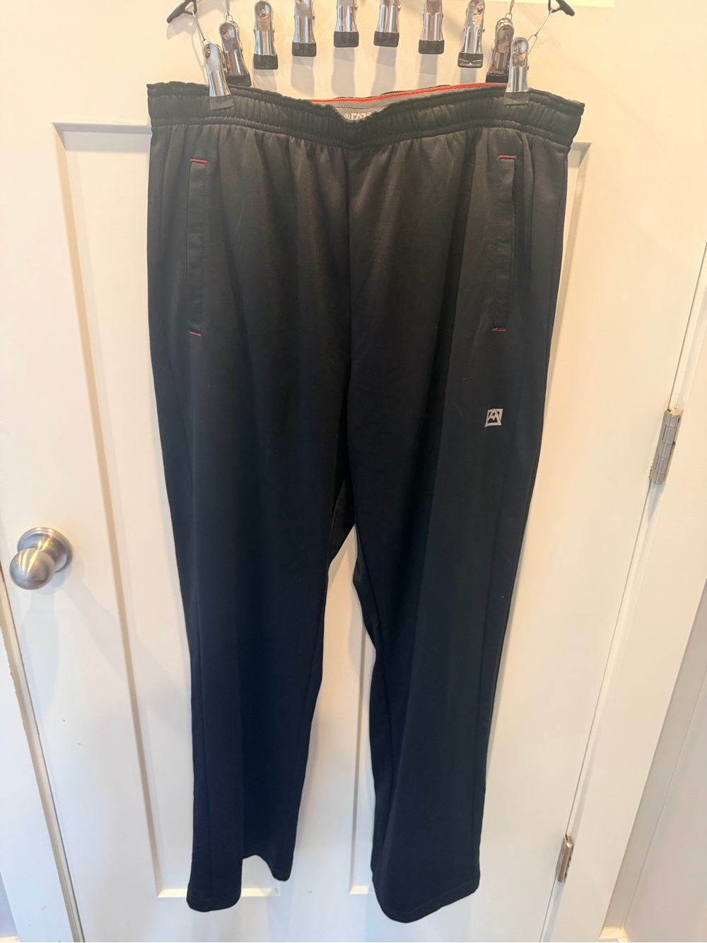 Avalanche Men’s Large Black Performance Athletic Pants Outdoor Activewear